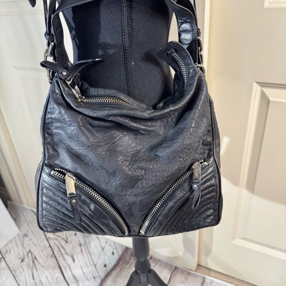 Cynthia Rowley Large Black Leather Slouchy Shoulder Bag with Quilted Zip Detail - Picture 1 of 14